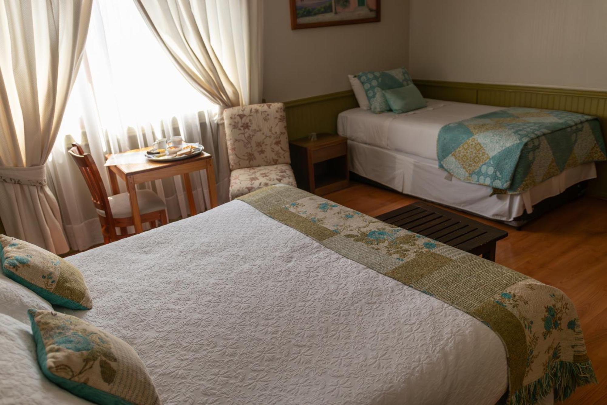 Hotel Di Torlaschi Valdivia Buitenkant foto